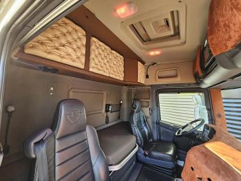 R520 V8 6x2 BOOGIE / RETARDER / FULL AIR